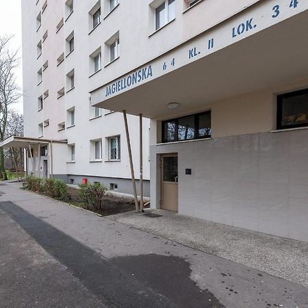 Jagiellonska 64 Prywatne Mieszkanie Z Oddzielna Sypialnia I Balkonem Samodzielne Zameldowanie! Self Check-In System! Варшава Екстер'єр фото
